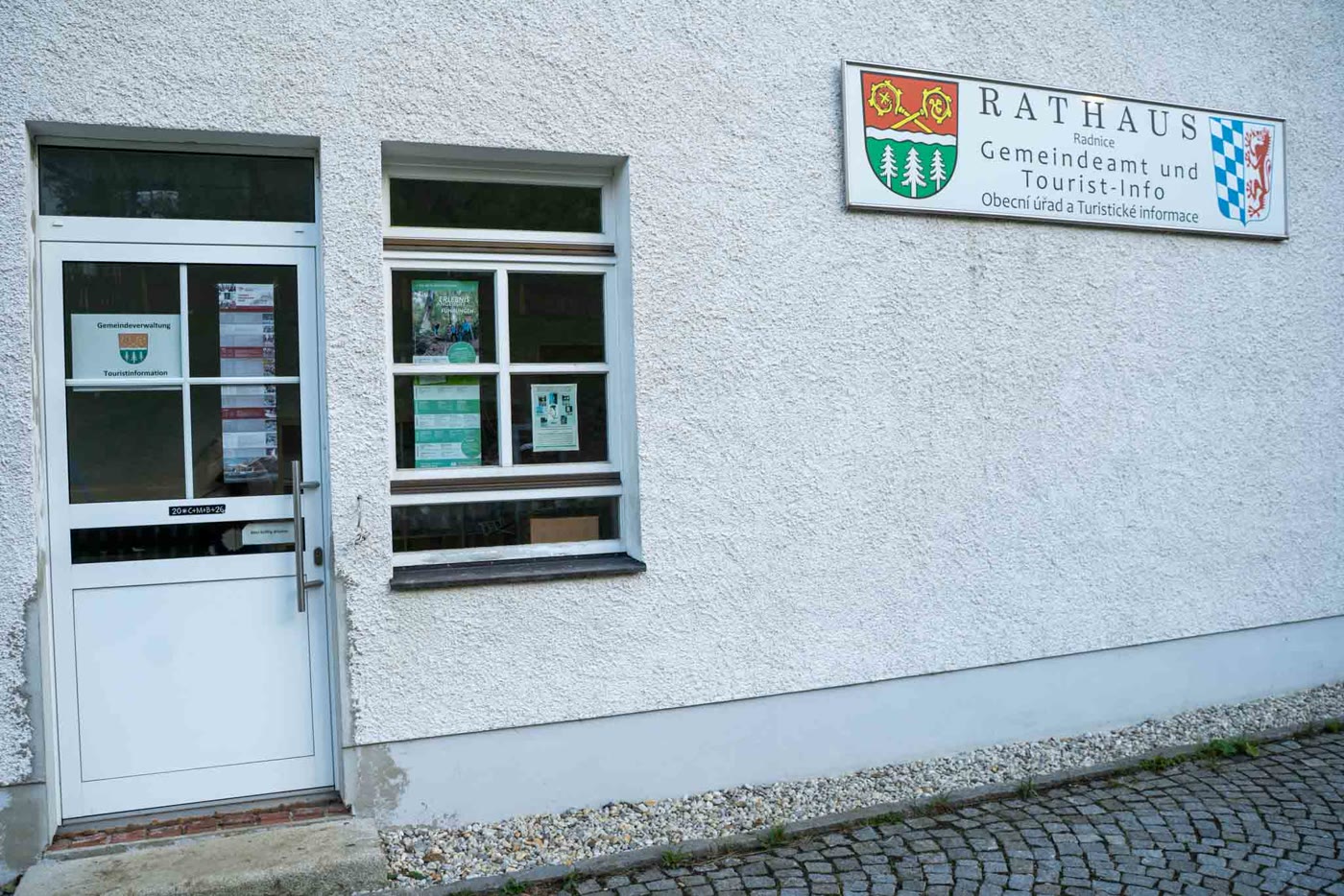 Eingang zum Vereinsheim von Flying 26 in der Hauptstraße 36 in Philippsreut